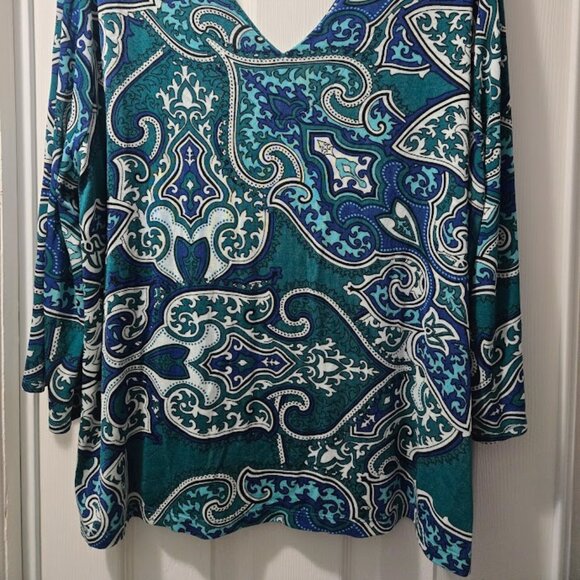 Chico's Travelers 3/4 sleeve blue green paisley with back cut out 3P/XLP - Picture 2 of 5